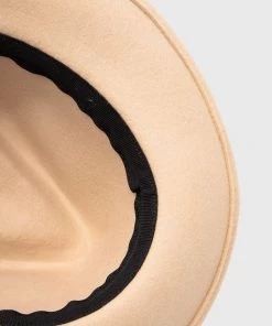 Γυναικεία Καπέλα Μάλλινο καπέλο Twinset κίτρινο -Twinset Κατάστημα unnamed file 2016