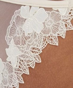 Γυναικεία Σλιπ Βραζιλιάνικο στρίνγκ Twinset κρεμ 9 Γυναικεία Σλιπ Βραζιλιάνικο στρίνγκ Twinset κρεμ -Twinset Κατάστημα unnamed file 2688