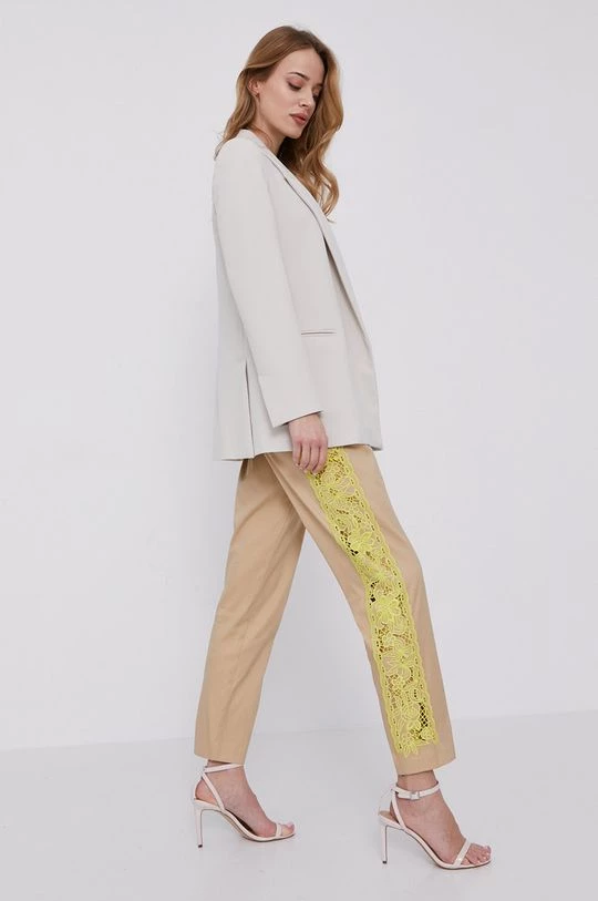 Γυναικεία Υφασμάτινα Παντελόνι Twinset χρώμα: μπεζ 3 Γυναικεία Υφασμάτινα Παντελόνι Twinset χρώμα: μπεζ